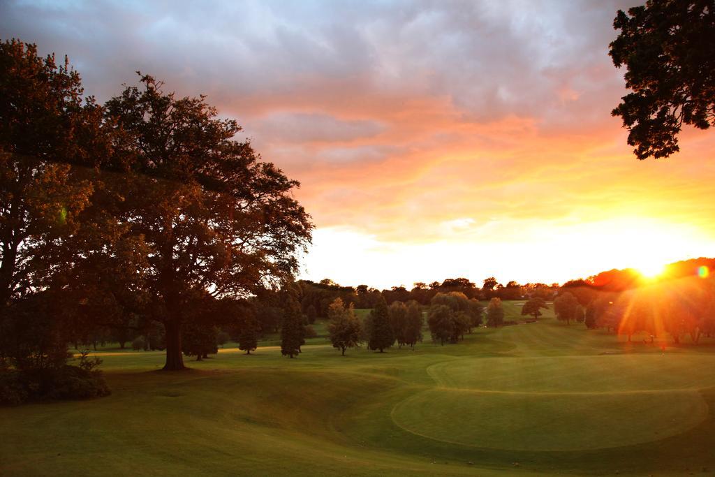 Shaw Hill Hotel Golf And Country Club Chorley  Exterior photo